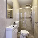 Apartment Gazic, No 4 *